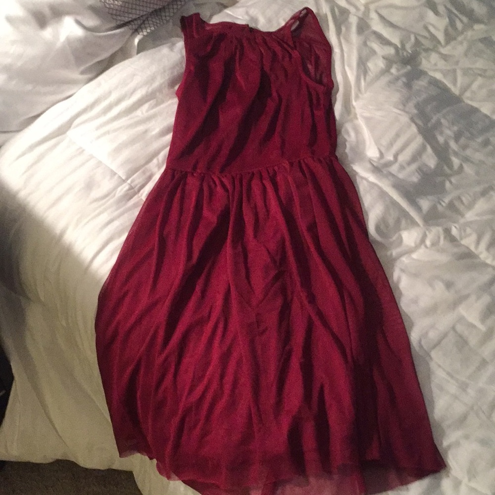 Red dress - Picture 2 of 3